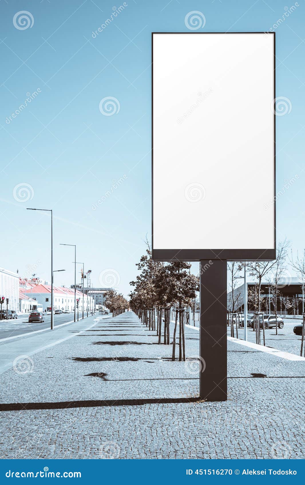 Banner mock up street large blank billboard led lcd screen mockup sunny urban sidewalk vertical outdoor advertising template